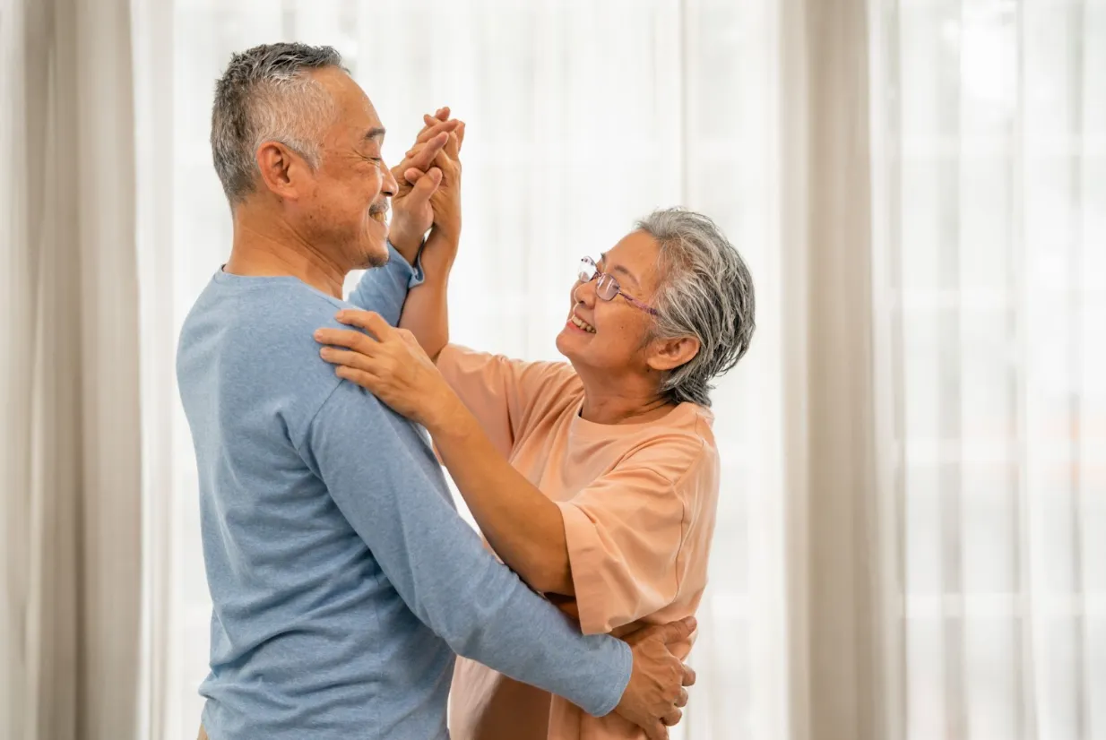 PRUMan PRULady asian couple old